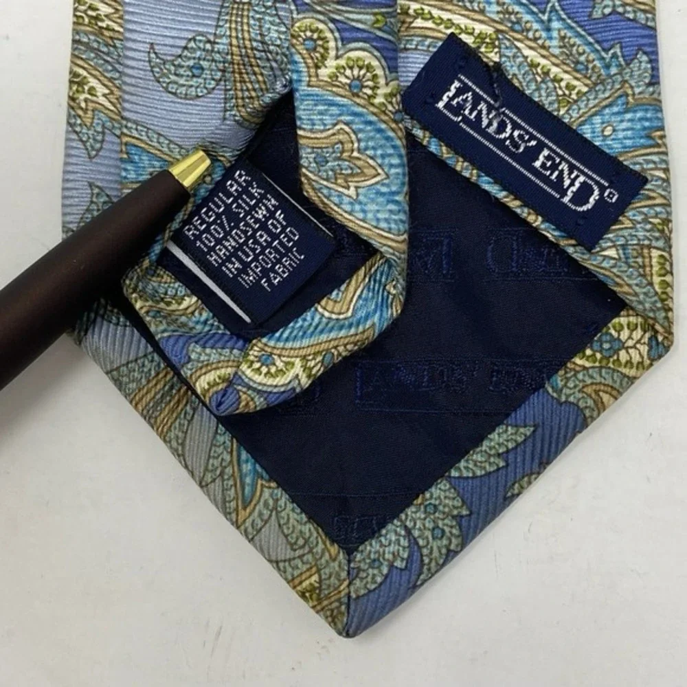 Vtg 90s Y2K Lands End Mens Neck‎ Tie 100% Silk Paisley Pastel Hand Sewn in USA